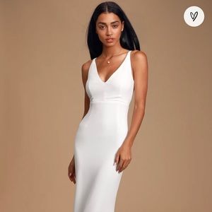 BRAND NEW Lulu Melora White Sleeveless Dress. Size small.